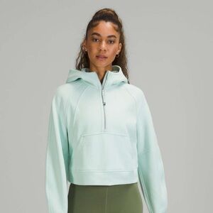Lululemon scuba half-zip / Delicate Mint / xs-s